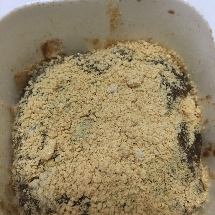 片栗粉のココア餅のきな粉風味